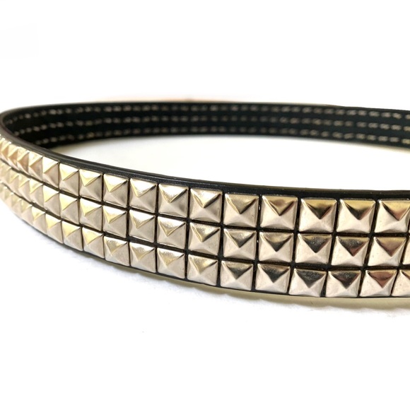 Y2K Vintage Punk Mall Goth Emo silver metal triple row pyramid studded Belt - Picture 5 of 7